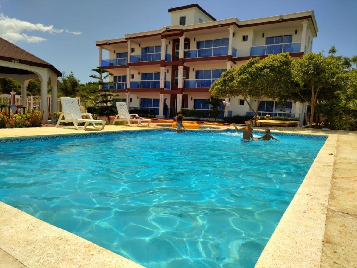 Madome Aparta Hotel Pedernales Exterior foto